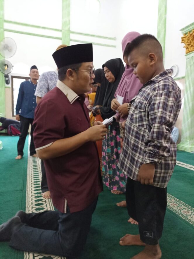 
 Berbagi Kebahagiaan, Bupati Riza dan BKPRMI Basel Santuni Anak Yatim