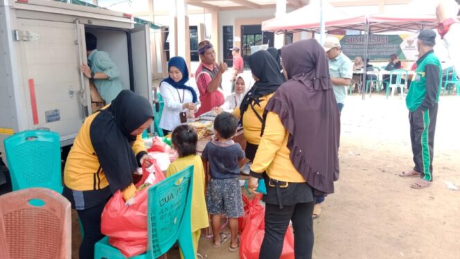 
 Program Aik Bakung, DKUKMINDAG Bangka Selatan Gandeng Bulog Gelar Pasar Murah