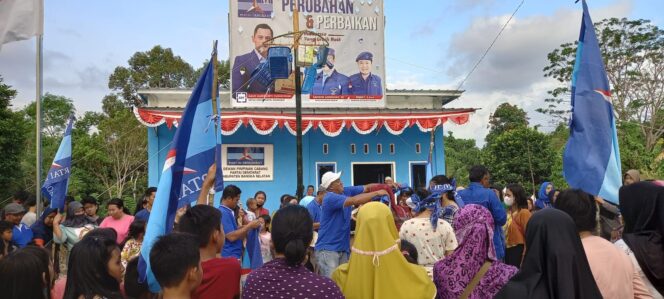 
 Warga Antusias Ikuti Lomba Tradisional yang Digelar DPC Partai Demokrat Bangka Selatan