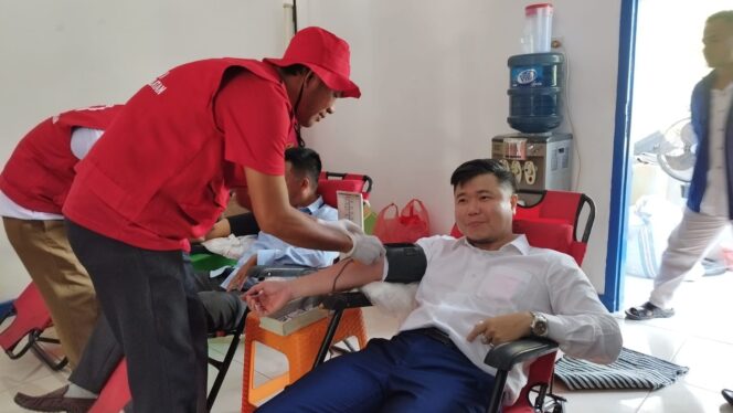 
 Bantu Ketersediaan Stok Darah, DPC Partai Demokrat Bangka Selatan Gelar Donor Darah