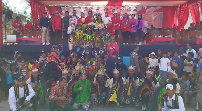 
 Bupati Bangka Selatan Apresiasi Peserta Pawai Berbaris dan Karnaval HUT ke 78 RI