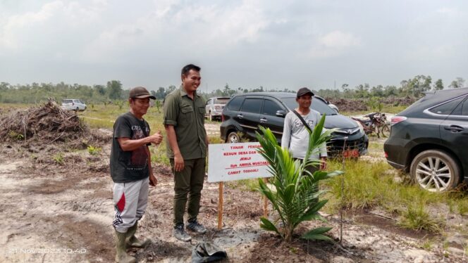
 Camat Toboali Apresiasi Komitmen PT FAL Bantu Desa Dan Masyarakat Jeriji
