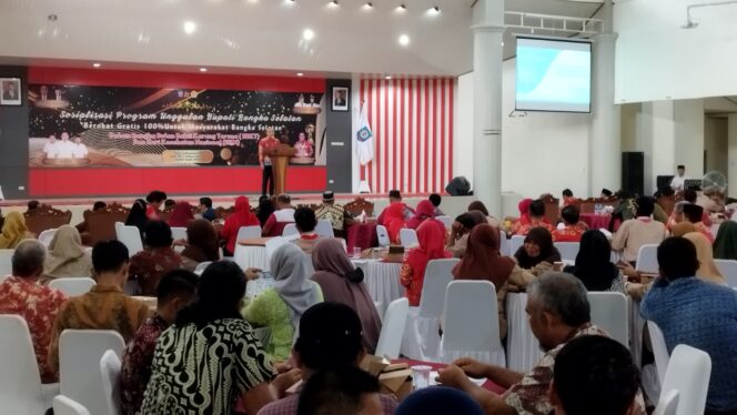 
 Pemkab Bangka Selatan Bersama Karang Taruna Sosialisasikan Program Berobat Gratis 100 Persen