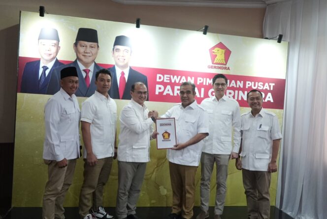 
 Gerindra Serahkan Rekomendasi Kepada Erzaldi-Yuri di Pilgub Bangka Belitung