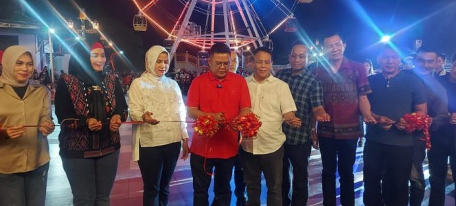 
 Bupati Bangka Selatan Resmikan Kawasan Simpang Lima Toboali