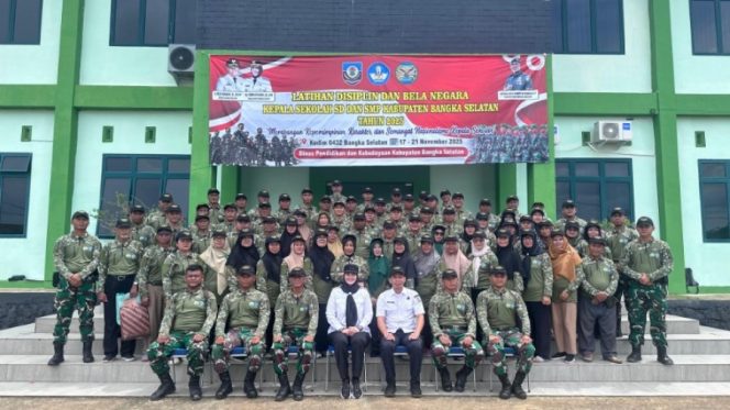 
 Tutup Retret Kepsek se-Basel, Wabup Debby: Tingkatkan Mutu Pendidikan