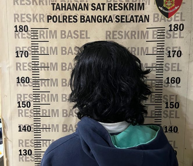 
 Pria berinisial RM (40 tahun) diamankan Satreskrim Polres Bangka Selatan karena diduga melakukan tindak pidana pencurian yang terjadi di Jalan Puput Desa Gadung Toboali. (Foto: babeltimes.co/Ho-Humas Polres Basel)