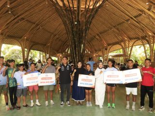 Para pelari asal Bangka Belitung berhasil meraih podium pada event Kemala Run 2026. (Foto: babeltimes.co/Ho-Humas Polres Basel)