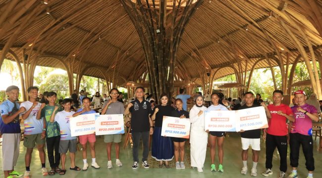 Para pelari asal Bangka Belitung berhasil meraih podium pada event Kemala Run 2026. (Foto: babeltimes.co/Ho-Humas Polres Basel)