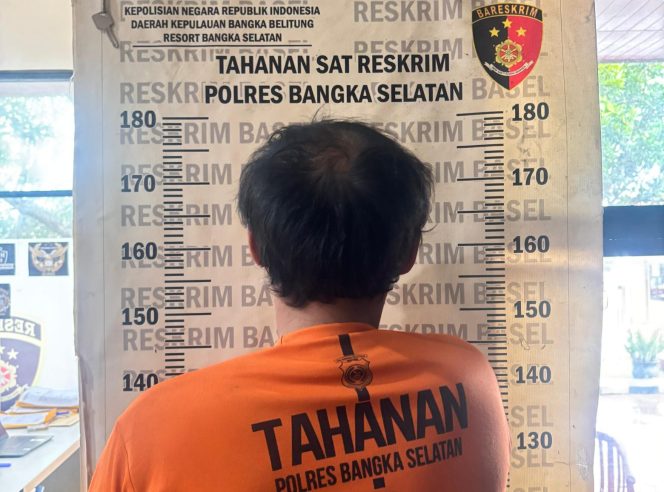 
 Pelaku pencurian kabel di Taman Simpang Lima Toboali berinisial BR warga Cengkareng Jakarta Barat diamankan Satreskrim Polres Bangka Selatan. (Foto: babeltimes.co/Ho-Humas Polres)