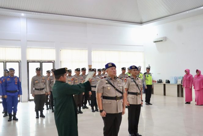 
 Upacara serah terima jabatan Kasat Polairud Polres Bangka Selatan dari Iptu Mulya Renaldi kepada AKP Arief Fabillah di ruang Wira Pratama Polres Bangka Selatan, Senin 3 Agustus 2026. (Foto: babeltimes.co/Ho-Humas Polres Basel)
