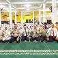 Waka Polres Bangka Selatan mengajak pelajar untuk menjauhi narkoba dan lawan bullying melalui program polisi peduli pendidikan (Polidik). (Foto: Babeltimes.co/Ho-Humas Polres Basel)